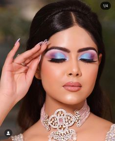 #makeup by @shivenchy #makeupartist #makeupideas #fashion #creativemakeup #makeupideas #eyemakeup #meenakshiduttmakeovers Muse @roshelle_verma Jewellery @shilpigoyaljewellery Outfit @kamalbhaisareesangam Cocktail Makeup, Middle Eastern Makeup, Eastern Makeup, Modern Makeup, Top Makeup, Makeup Package, Best Makeup Artist, Makeup Course