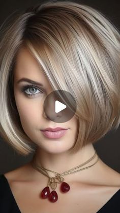 cristintehil on Instagram: "SHAGGY BOB CUT 💇🏼🪄♥️ 
.
#hair #hairsalon #beautiful #hairtransformation #haircolorist #haircolor #hairtutorial #haireducation #reelsinstagram #cut #haircut #cut" Bob Cut Hair, Graduated Bob Haircuts, Graduated Bob, Shaggy Bob, Diy Haircut, Casual Hairstyles, Cut Hair, Hair Colorist, Short Hair Cuts For Women