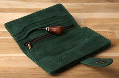 Green Wallet, Perfect Gift Wrapping, Wallet Organizer, Leather Phone Wallet, Engraved Wallet, Leather Bookmark, Purse Gift, Handmade Leather Wallet, Wallet Organization