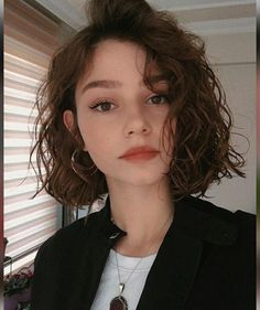 Short Grunge Hair, Short Wavy Hair, Curly Hair Cuts, Short Curly Hair, Hair Highlights