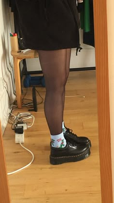 Cute Basic Fits, Thrift Shoes, Aradia Megido, Dr Martens Outfits, Chunky Platform Sneakers, Dr Martens Style, Doc Martens Style, Martens Style, Shoes Heels Classy