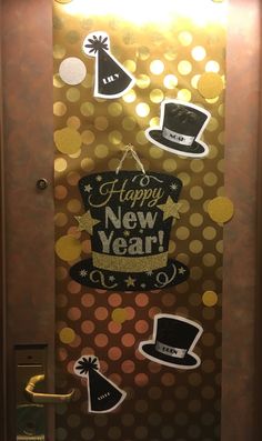 New Year Notice Board Decoration, Happy New Year Door Decorations, New Years Office Decor, New Years Classroom Decorations, Classroom Door Ideas New Year, New Years Classroom Door Ideas, New Years Door Decorations, New Year Door Decorations