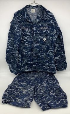 ad eBay - Find many great new & used options and get the best deals for US Navy NWU Blue Digital Camouflage Blueberry Uniform Outfit Medium at the best online prices at eBay! Free shipping for many products! Digital Camouflage, Navy Uniform, Navy Uniforms, Navy Seal, Blue Army, Army & Navy, Navy Seals, Us Navy, Dress Code