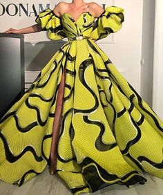 Vintage Glam Prom Dress, Glam Prom Dress, Dona Matoshi, Tiered Gown, Prom Inspo, African Prom Dresses, Couture Mode, Gowns For Girls, Ladies Gown