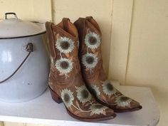 Old Gringo Boots in Clothing, Shoes & Accessories, Women's Shoes, Boots | eBay Western Women, Cowboy Western, Old West, Shoes Boots, Cowboy Boots, Women's Shoes, Cowboy, Shoe Accessories, Shoes Accessories