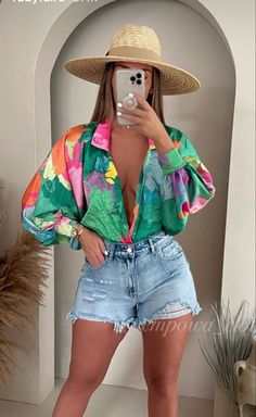 Mexico Outfits, Miami Outfits, Pilates Princess, Vacay Outfits, Effortlessly Chic Outfits, Beach Wear Outfits, Shorts Outfits, Skirt And Sneakers, Spring Fashion Outfits