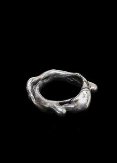 Melted Ring – tenthousandthingsnyc Metal Casting Jewelry, Y2k Rings, Metalsmithing Jewelry, Carved Ring, Modern Organic, Punk Jewelry, Casting Jewelry, Funky Jewelry, Jewelry Inspo