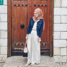 Hijab Street Style, Iran Style, Islam Dress, Islamic Dresses, Tall Girl Fashion, Look Jean, Street Hijab Fashion, Modern Hijab Fashion