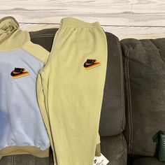 Nike Boys Olive Aura 2pc Set Paid 60$ Nwt Casual Green Playwear Sets, Green Casual Playwear Sets, Nike Casual Cotton Sets, Casual Nike Cotton Sets, Casual Green Nike Sets, Casual Cotton Nike Sets, Nike Casual Loungewear Sets, Nike Casual Long Sleeve Sets, Casual Nike Sports Sets