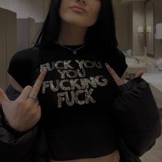 Teal Vans, Pansy Parkinson, Icons Girls, Maggie Lindemann, Looks Black, Foto Ideas Instagram, Grunge Style, Looks Vintage, Vintage Sweatshirt