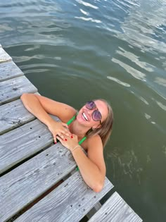 Dock pictures, Outer Banks, lake pictures, swimming pictures, summer Doc Picture Ideas, Cabin Pictures Instagram Summer, Dock Picture Ideas, Dock Photoshoot Ideas, Insta Poses Summer