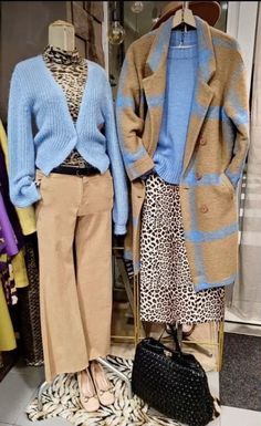 Outfit Hiking, Color Combinations For Clothes, Looks Street Style, Spring Outfits Women, Total Look, 가을 패션, Hiking Outfit, Blazer Fashion, 50 Fashion