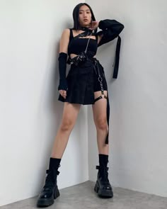 Black Kpop Concert Outfit, Ateez Concert Outfit Ideas, Ateez Concert Outfit, Techno Outfit, Kpop Concert Outfit, Black Clothes, Stage Outfit, Cyberpunk Fashion, Alt Fashion