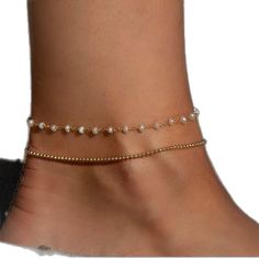 Delicate Pearl Chain Anklets, Elegant Adjustable Gold Anklets, Dainty Gold Anklets With Pearl Chain, Elegant Silver Anklets With Pearl Chain, Gold Anklets With Pearl Charm As Gift, Gold Anklets With Pearl Charm For Gift, Dainty Gold Anklets With Pearl Charm, Dainty White Wedding Anklets, Gold Dainty Anklets With Pearl Charm