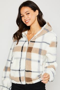 Cozy sherpa jacket perfect to throw over that warm hoodie in the cold winter months! Sherpa Fabric, Sherpa Pullover, Cozy Pullover, Soft Hoodie, Sherpa Jacket, Winter Months, Sweater Blouse, Coat Fashion, Blazer Coat