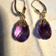 Stunning Pair Of 14kt Yellow Gold, Amethyst Briolette Cut Earrings. Stones Are Clean And Clear As Shown. Dimensions Are In Cms. Stunning On. Substantial But Not Heavy To Wear. Gram Weight Is 5.92 Briolette Earrings, Earrings Stones, Cut Earrings, Clean And Clear, Bead Stringing, Handmade Beads, Color Purple, Amethyst, Jewelry Earrings