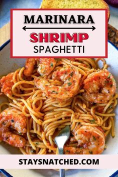 shrimp spaghetti with tomato sauce and parmesan bread