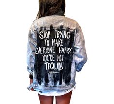 Jean Jacket Design, Jean Diy, Customised Denim Jacket, Hand Painted Denim Jacket, Denim Art, Nyc Studio