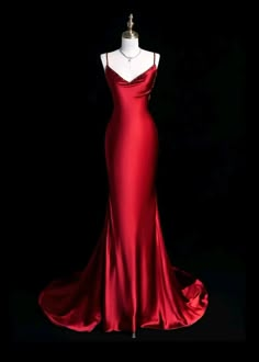 Red Prom Dresses Long Elegant, Old Hollywood Prom, Hollywood Gowns, Matric Dress, Elegant Red Dress, Beautiful Red Dress, Minimal Wedding Dress, Hot Prom Dress, Dresses Birthday