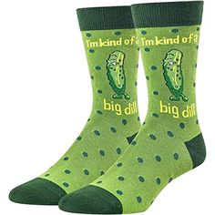 Pickle SocksUnisex pickle socks. At the top of these green socks, there are a funny saying "I'm kind of a big dill!", and a singing pickle with the eyes closed. The pickle seems to say it is a big deal.Size & PackageOur unisex design fits most men's US size 6-13 feet and most women's US size 7 and up. Each pair of funny socks comes in a plastic zippered bag.Quality MaterialOur novelty socks are made of 80% Cotton, 15% Polyamide, and 5% Elastane to ensure they are soft, comfortable, stretchy, and Thanksgiving Socks, Cool Socks For Men, Funny Socks For Men, Nurse Socks, Pickle Gifts, Punny Gifts, Food Socks, Dental Assistant Gifts, Big Dill