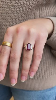 Elegant mexican jewelry for women Beautiful Diamond engagement ring design New 2024 Ruby Wedding Rings, Burmese Ruby, The Bling Ring, Ruby Ring Gold, Cute Engagement Rings, Mexican Jewelry, Ruby Diamond Rings, Gold Rings Fashion