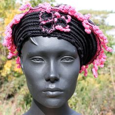 100% Quality cotton fibers. This vibrant magenta & black hat is a show-stopper What a beauty! Remember, this hat has transformational MAGIC to the wearer... REMINDER: All hats must be washed by hand, fluffed up & then air-dried on a towel. Black Crochet Hat, Crochet Bandana, Crochet Winter Hats, Pink Fascinator, Black Fascinator, Crochet Hat Free, Black Baseball Cap, Casual Hat, Black Crochet