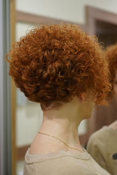 His bob...red color..perm. Jim's sissification almost complete! Afro Perm, Bobbed Haircuts, Mushroom Cut, Curly Bobs, Short Curly Afro, Permed Hair, Hair Styels