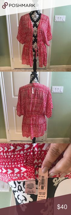 Victoria's Secret Kimono Robe Red White Heart NWT Brand new never worn. Draw string tie front with a elastic waistband. Victoria's Secret Intimates & Sleepwear Robes Printed Cardigan, Sleepwear Robe, White Heart, Heart Print, Victoria Secret, Sweaters & Cardigans