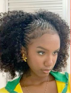 Fulani Afro Hairstyles, Summer Protective Styles For Black Women Natural Hair, Braided Front Natural Hair, Half Braids Half Afro, Half Braids Natural Hair, Half Braided Natural Hairstyles, Easy Summer Hairstyles Black Women, Natural Feed In Braids, Cornrows And Curly Hair