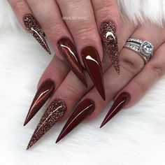 Acrylic Stiletto Nails, Stiletto Nail Designs, Maroon Nail Designs, Burgundy Nail Designs, Plum Nails, Nails Art Ideas, Maroon Nails, Halloween Acrylic Nails, Stiletto Nail Art