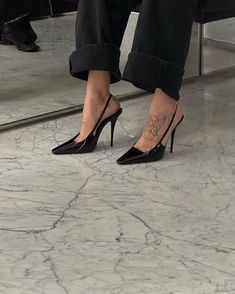 Design Moda, Paris Mode, Tattoo Life, Moda Vintage, Dream Shoes