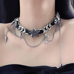 Length: 41-50cm Grunge Necklaces, Hand Chain Jewelry, Star Decor, Layered Choker Necklace, Collar Chain, Layered Chokers, Wrap Necklaces, Dope Jewelry, Red Boots