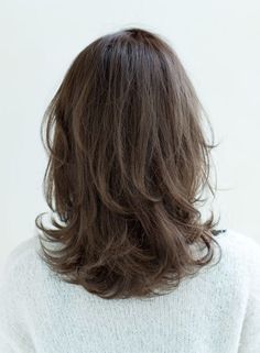 Big Medium Length Hair, Korean Perm Shoulder Length, Wavy Short Layered Hair, Wolf Cut From The Back, Wavy Hair Medium Length Haircuts, Wolf Cut 360, Shag Wolf Cut, Layered Bob Cut, Vacation Hairstyles