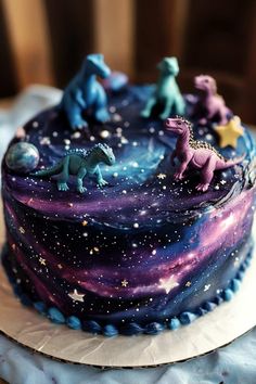 Looking for Dinosaur Cake Ideas? Here are over 24 personalized Dinosaur Cake Ideas that add a special touch to your celebration. These unique designs make your cake truly one-of-a-kind! Dino Eggs, Dinosaur Footprint