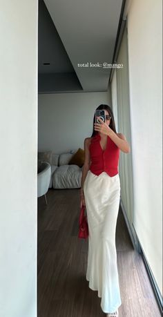 Summer Outfit Elegant, Red Runway, Red And White Outfits, Outfit Elegant, White Maxi Skirt, Outfits For Summer