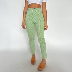 Super fun '90s jeans with a lime green/white houndstooth all-over print. High waisted. ꩜Label: Boomerang ꩜Condition: great vintage condition, gently worn.  ꩜Material: cotton, stretchy ꩜Sizing: Fits XS-S. Please check measurements provided below. Waist laid flat 31 cm - 36 cm stretched Length 101 cm Inseam 70 cm Hip flat 41 cm  Rise 29 cm All measurements taken with garment laid flat ꩜All garments shown on a 165 cm tall model who wears size 8 AU bottom and XS top, 66 cm waist. SHOP POLICIES Pleas 90s Style Green Cotton Bottoms, Green 90s Style Cotton Bottoms, 90s Style Fitted Green Bottoms, Retro Green Bottoms For Spring, Retro Green Cotton Jeans, Casual Houndstooth Pattern Bottoms For Spring, Retro High Waist Green Bottoms, Green High Waist Retro Bottoms, Green Retro High Waist Bottoms