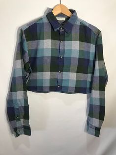 Flannel Crop Shirt Trendy Cropped Shirt For Fall, Casual Fitted Cropped Long Sleeve Shirt, Fitted Cropped Shirt For Fall, Trendy Button-up Crop Top For Fall, Fitted Cropped Cotton Shirt, Fitted Button-up Cotton Crop Top, Fitted Cotton Button-up Crop Top, Cotton Button-up Crop Top, Collared Casual Crop Top For Fall