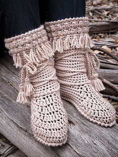 Ravelry: Mukluk Booties (Crochet) pattern by Lena Skvagerson Womens Crochet Boots Patterns, Knitted Ankle Boots, Crochet Moose Slippers Free Pattern, Chunky Yarn Slippers Crochet, Free Crochet Boots Pattern, Crochet Slipper Boots Pattern, Free Pattern For Crochet Slippers, Crochet Slippers Chunky, Slipper Boots Crochet Pattern Free