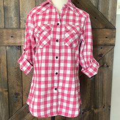 Nwt Pink And White Plaid Long Sleeve Button Down , With Roll Up Button Pink And White Plaid, Womens Denim Shirt, Paisley Shirt, Market And Spruce, Plaid Top, Purple Plaid, White Button Up, Purple Top, Chambray Shirt