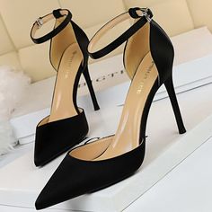 Dr Shoes, Basic Heels, Glitter Heels, Blue Pumps, Dita Von, Super High Heels, Point Shoes, Wedding Sandals, Pointed Toe Heels