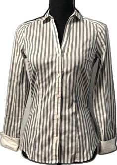 White Slim Fit Blouse For Work, Chic White Shirt With Striped Collar, White Shirt With Striped Collar For Work, Classic Button-up Blouse By H&m, Classic H&m Blouse For Workwear, Chic Fitted Shirt With Striped Collar, Classic H&m Blouse With Button Closure, White Top With Striped Collar For Workwear, White Striped Collar Button-up Blouse