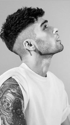 Zayn Malik Hairstyle, Zayn Malik Video, Zayn Malik Style, Zayn Malik Photos, Zayn Malik Pics, Faded Hair