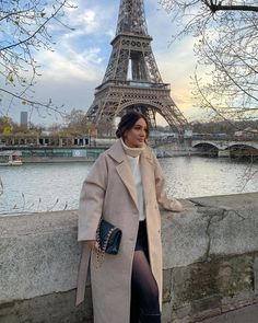 Eurotrip Outfits, Paris Winter, Europe Travel Outfits, Style Parisienne