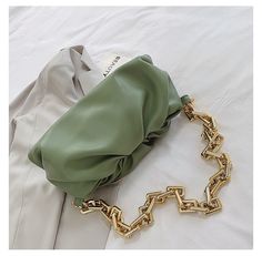 Brand Name: SWDFShape: HobosHandbags Type: Shoulder BagsTypes of bags: Shoulder Crossbody BagsOrigin: CN(Origin)Main Material: PUClosure Type: COVERHardness: SOFTExterior: NONEStyle: FashionModel Number: 0615bLining Material: PolyesterOccasion: VersatileGender: WOMENPattern Type: SolidNumber of Handles/Straps: SingleInterior: Interior Slot PocketInterior: Interior Zipper PocketInterior: Interior CompartmentDecoration: RivetItem Type: HandbagsLarge Capacity: Magazine / Phone / CosmeSource Categor Texture Cuir, Gold Chain Handbag, Gold Clutch Bag, Spring Purses, Green Bags, Thick Gold Chain, Cloud Bag, Soft Leather Bag, Gold Clutch