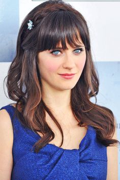 Zooey Deschanel's clipped bangs. See it and 23 other wedding-ready hairstyles. Brown Black Hair Color, Unique Braided Hairstyles, True Winter, Best Wedding Hairstyles, Hair Crush, Celebrity Beauty