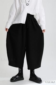 Lasaky - Classic and Stylish Vintage Velvet Flared Wide-Leg Trousers for Casual Comfort, Loosely Fitted, Accentuating Height, and Thickness Design Avantgarde Fashion, Winter Typ, Velvet Flares, Coffee Black, Color Coffee, Pants Casual, Casual Clothes, Vintage Casual, Vintage Velvet