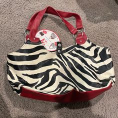 It’s A Brand New 24 Bag Never Been Used ! White Rectangular Bag With Zebra Print, Everyday Use Zebra Print Tote Bag, Everyday Use Zebra Print Shoulder Bag, Everyday Zebra Print Tote Bag, White Zebra Print Shoulder Bag, Everyday Zebra Print Shoulder Bag, Everyday White Zebra Print Bag, Zebras, Hand Bag