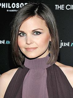 http://gummiskye.hubpages.com/hub/Best-Hair-Cuts-for-Square-Faces Corte Bob, Asymmetrical Bob, Square Face, Great Hairstyles, Square Faces, Kelly Clarkson