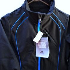 Women's Fleece Jacket By Snozu Nwt Black And Royal Blue. Wind And Rain Resistant Size Medium, A Few Approximate Measurements Across Front Under Arms 20", Shoulder 4.5", Sleeve 25", Total Length 27", 3" Collar. Msrp $90. I Do Have Other Colors And Sizes Of This Jacket In My Closet. Please Ask Any Questions You My Have. Thank You. Blue Functional Track Jacket For Winter, Blue Functional Winter Track Jacket, Functional Blue Fleece Jacket For Winter, Fitted Windproof Outerwear For Hiking, Fitted Fleece Outerwear For Outdoor Activities, Blue Winter Hiking Fleece Jacket, Functional Blue Fleece Jacket, Blue Fleece Jacket For Hiking In Fall, Functional Blue Outerwear For Work