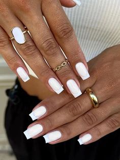 White  Collar    Color Nails Embellished   Beauty Tools White French Nails, Long Square Nails, Milky Nails, White French Tip, Nagel Tips, Fake Nails With Glue, Bridal Nails, Elegant Nails, Manicure Y Pedicure